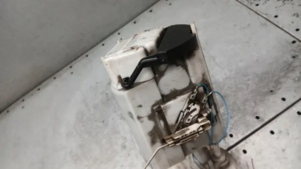 Bränslepump OEM 8Z0919183 för Audi A2 1.4TDI image 4