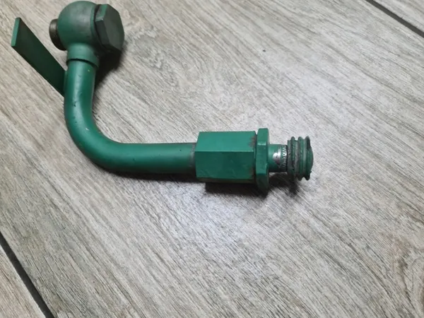 Kühlmittelablaufschlauch OEM VOLVO FH 16 D16K image 3