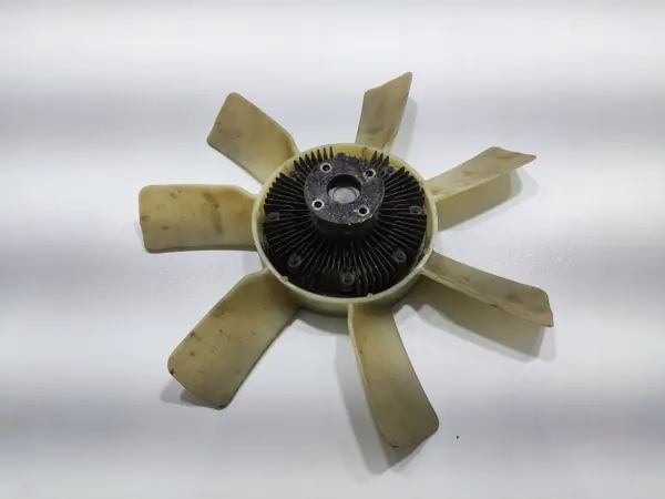 Ventilador de radiador Nissan OE usado OEM WIATRAK image 4