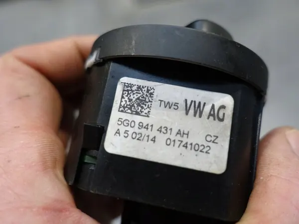 Lichtschalter SEAT LEON III Original image 3