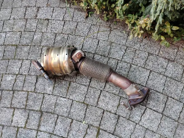 Katalysator OEM PZ13 5E211 AE voor Ford Escape image 4