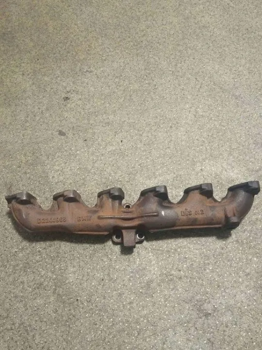 Pakoputken keräin BMW OE OEM 2244965 5-sarja E39 image 2