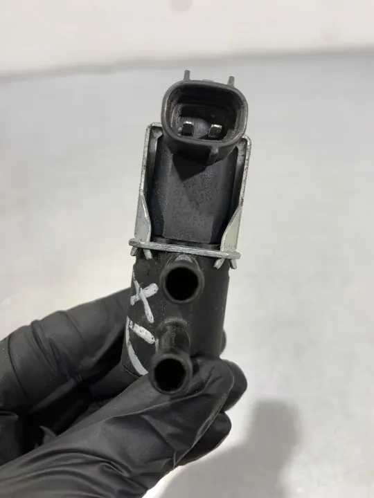 Magnetventil OEM K5T48580 für Subaru - Gebraucht image 3