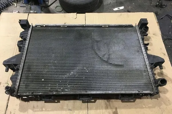 Radiador de agua VW TRANSPORTER V (T5) 2.46L diésel image 4