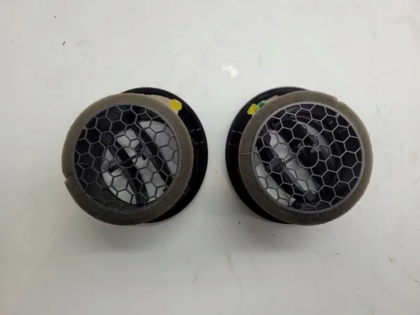 Grelha de Ventilação Esquerda Direita Renault Clio IV 687601310R image 5