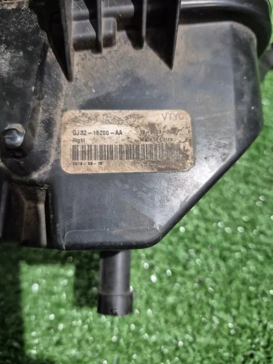 OEM GJ32-15200-AA oikea DRL Range Rover Evoquelle image 4
