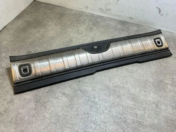 Heckklappenschlossabdeckung MP07441 für Peugeot 2008 II image 2