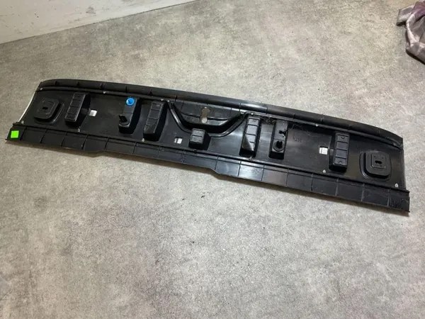 Heckklappenschlossabdeckung MP07441 für Peugeot 2008 II image 3