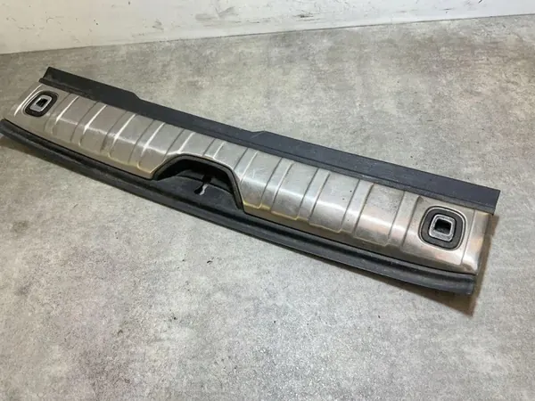 Heckklappenschlossabdeckung MP07441 für Peugeot 2008 II image 6