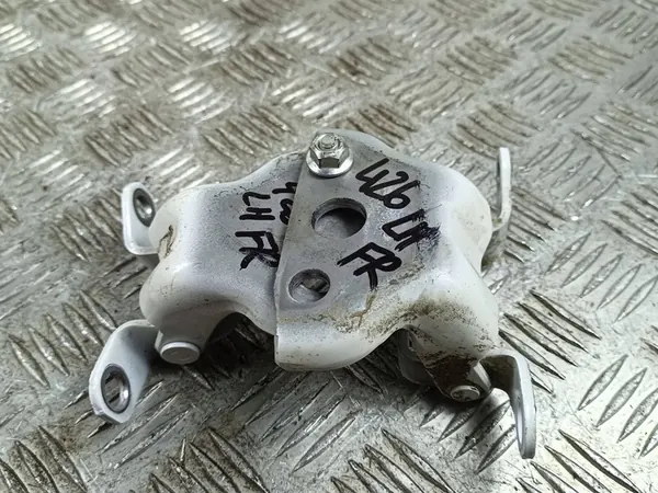 2025 Subaru Forester SK Vordertüren Scharniere OEM FOB54631 image 3