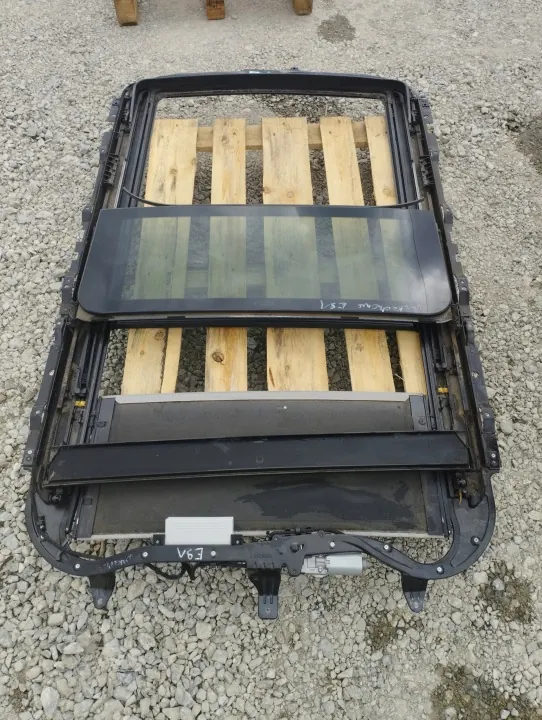BMW E91 Panoramakatto OEM 54107199386 image 2