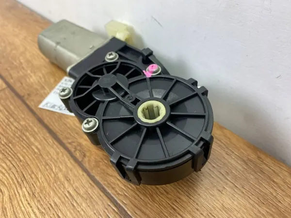 Moteur de siège Dodge Charger 2015 OEM L0243367AAPINYA image 4
