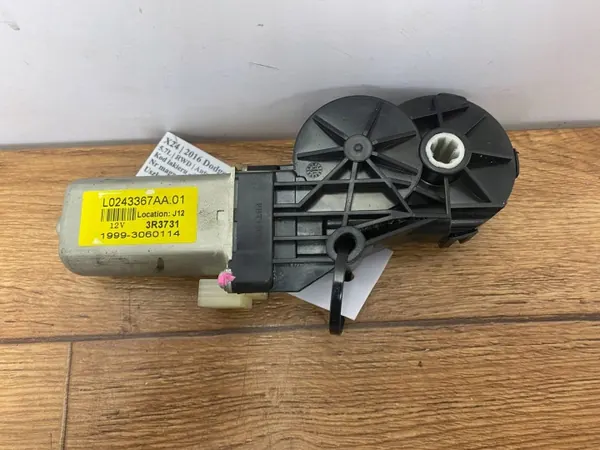 Moteur de siège Dodge Charger 2015 OEM L0243367AAPINYA image 6