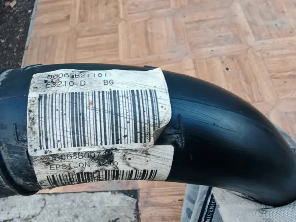 Tuyau de Remplissage Carburant Opel Vectra C OEM 06065B21181 image 3