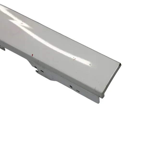 BMW F20 Oikea Kynnyslista OEM 7293554 Glacier Silver image 5