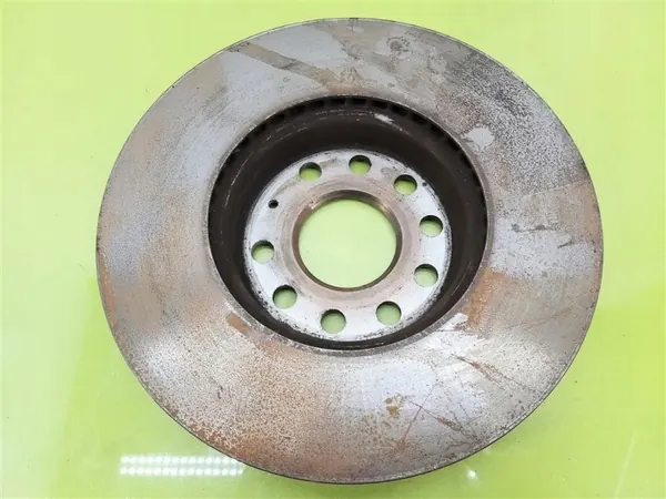 Gebrauchte Audi Q2 Bremsscheiben & Beläge Set OEM TARCZE Q2 image 3