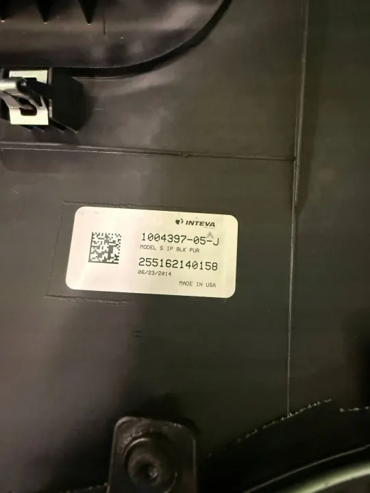 Tesla Model S kojetaulun yläosa OEM 100225405GVV image 10