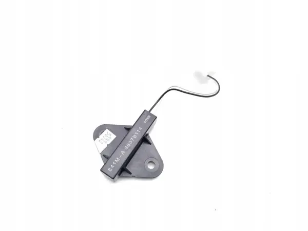 Antena Interna Mitsubishi Outlander OEM 8637B114 image 10