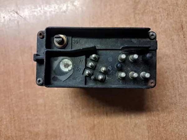 Glödstiftrelä Mercedes W124 2.5D 0135452432 image 2