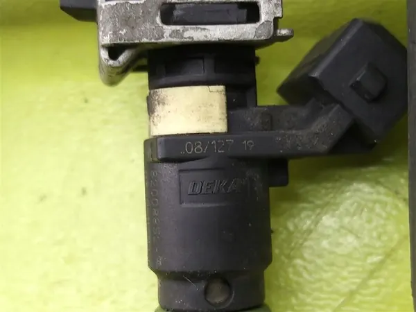 Brandstofrail Renault Clio II Twingo I 1.2 58 PK image 3