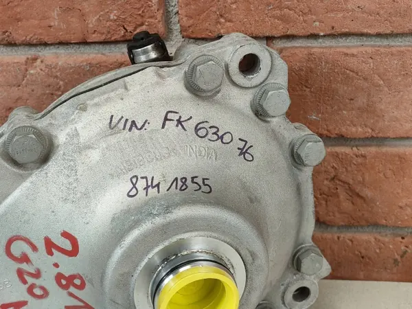 BMW OEM 8741855 Framdifferential 2.81 Utväxling image 7