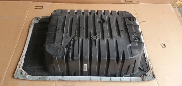 Para-choques traseiro Mercedes W213 OEM A2136108000 Usado image 6
