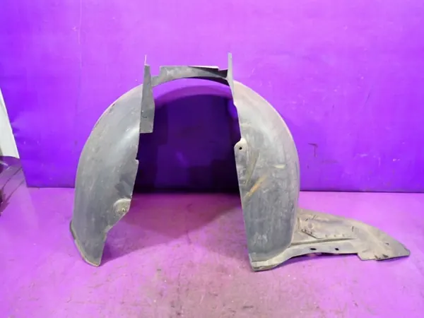 Citroen C2 etu vasen lokasuoja OEM Zawada-383018- image 2