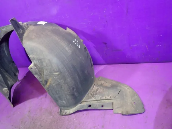 Citroen C2 etu vasen lokasuoja OEM Zawada-383018- image 3