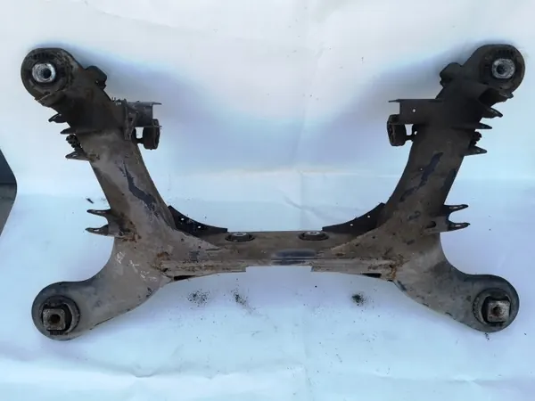 OEM 2113501112 Traverse arrière pour W211 W219 AMG image 2