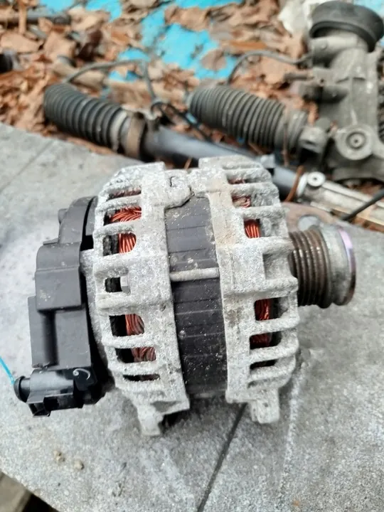 Vaihtovirtageneraattori VW GOLF VII 1.4 TSI 04E903023J image 7