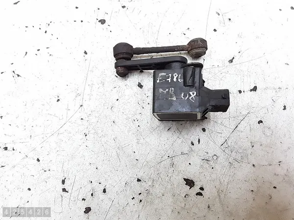 Capteur de niveau Mercedes B Class 2008 a0105427717 image 1