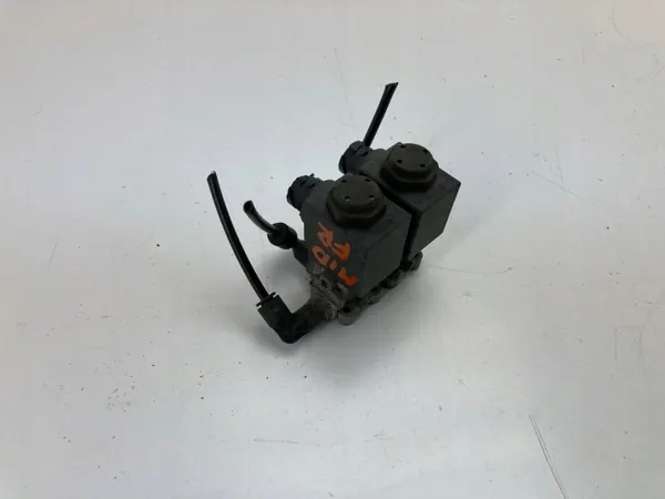 Electroválvula OEM 9041025N para Renault DXI e Volvo FH image 2