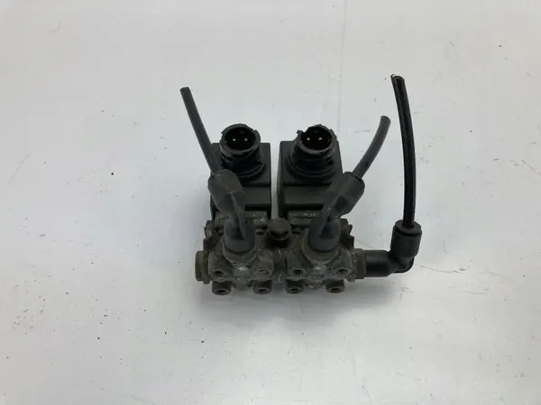 Electroválvula OEM 9041025N para Renault DXI e Volvo FH image 3