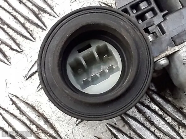 Toyota Prius ikkunan säädin OEM 8572058010 image 3