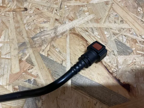 TUBO DE COMBUSTÍVEL RENAULT OEM 175124464R image 3