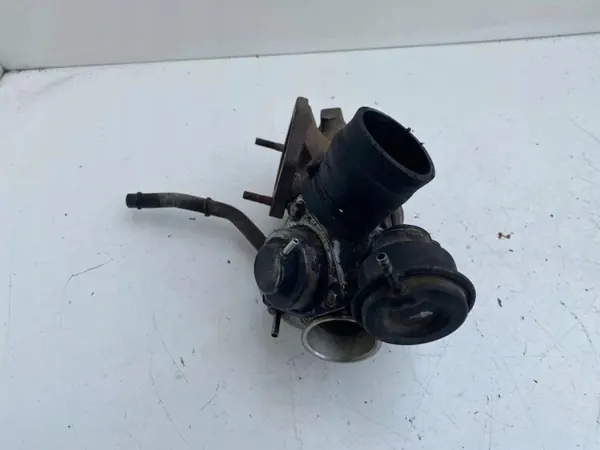 Turbo Volvo XC70 Cross Country 8658099 2.4L 147kW image 4