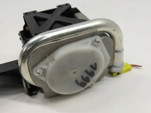 OEM 5907911238674 Linker Vordersitzgurt für Nissan Micra image 3