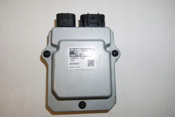 Lexus RX 450H 2018 injectiemodule OEM 8957158020 image 2