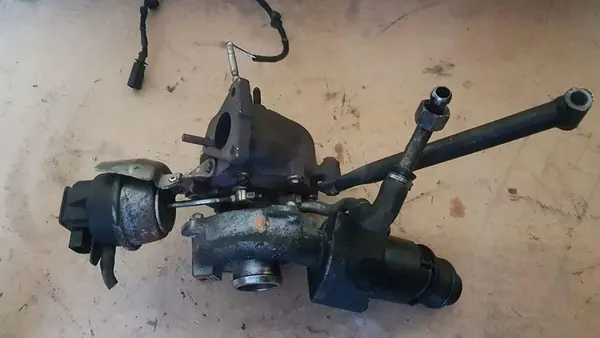 Audi OE 03L145702E Turboaggregat image 5