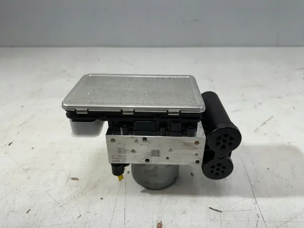 Compressor Airmatic OEM A1679016603 para Mercedes GLE/GLS image 2