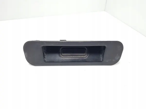 Poignée de coffre OEM 13271375 pour Opel Astra J image 2
