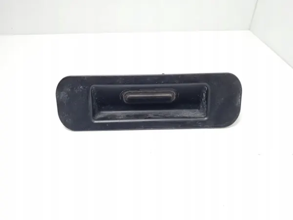 Poignée de coffre OEM 13271375 pour Opel Astra J image 3