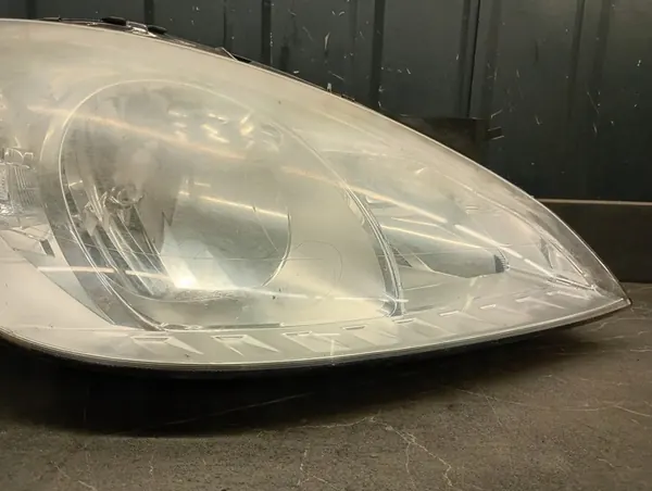 Linker koplamp Mercedes W169 A1698205861 image 4