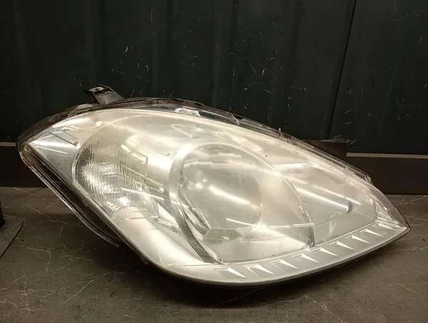 Linker koplamp Mercedes W169 A1698205861 image 5