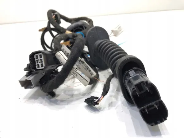 Oven johdinsarja etu oikea FORD ECOSPORT GN15-14630-AND OEM image 3