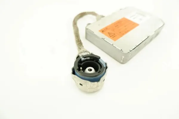 Xenon-virtalähde OEM 39000-20751 Subaru Outbackille image 4