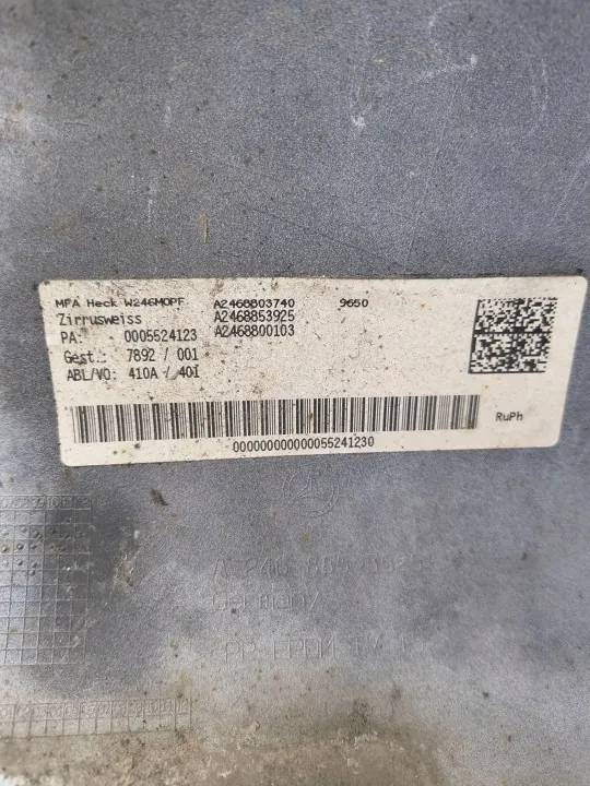 Spoiler Diffuseur Pare-chocs Arrière OEM A2468853925 image 8