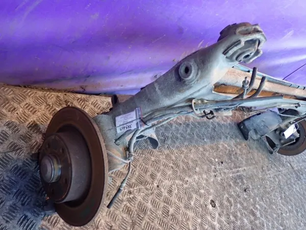 OEM Zawada-385465- Taka-akselipalkki Renault Laguna II image 4
