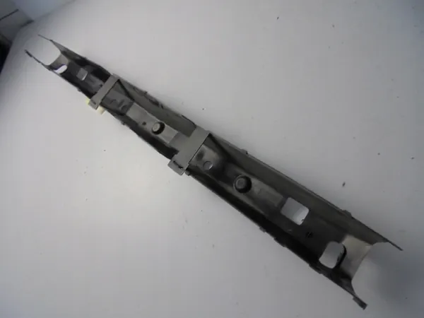 Etupuskuriimeytys Citroen Berlingo II 08-18 OEM image 3