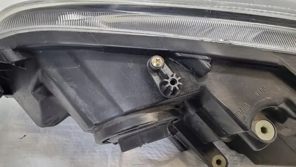 Opel Astra J IV Oikea Ajovalo HELLA 13371600 image 8